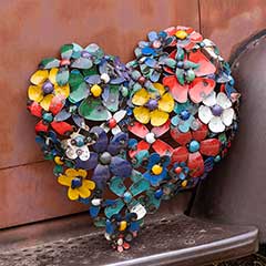 Artisan Metal Heart Fleur Image 2